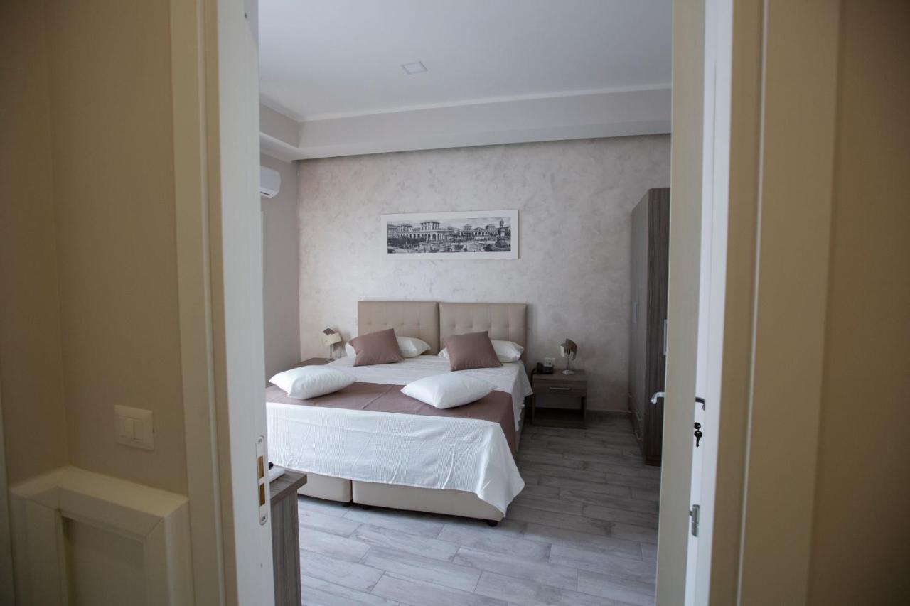 B&B Napoli Centrale N 74 ภายนอก รูปภาพ