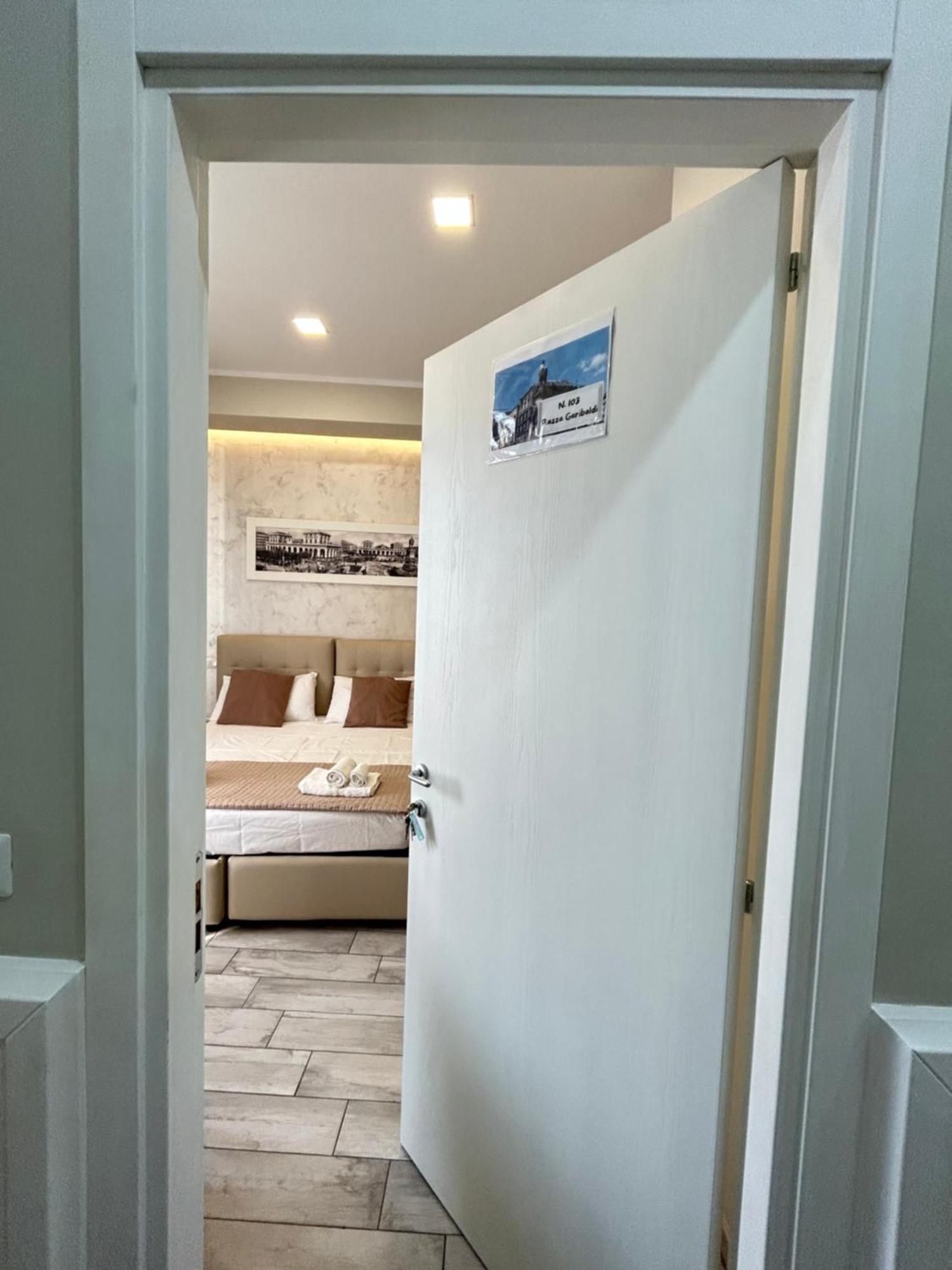 B&B Napoli Centrale N 74 ภายนอก รูปภาพ