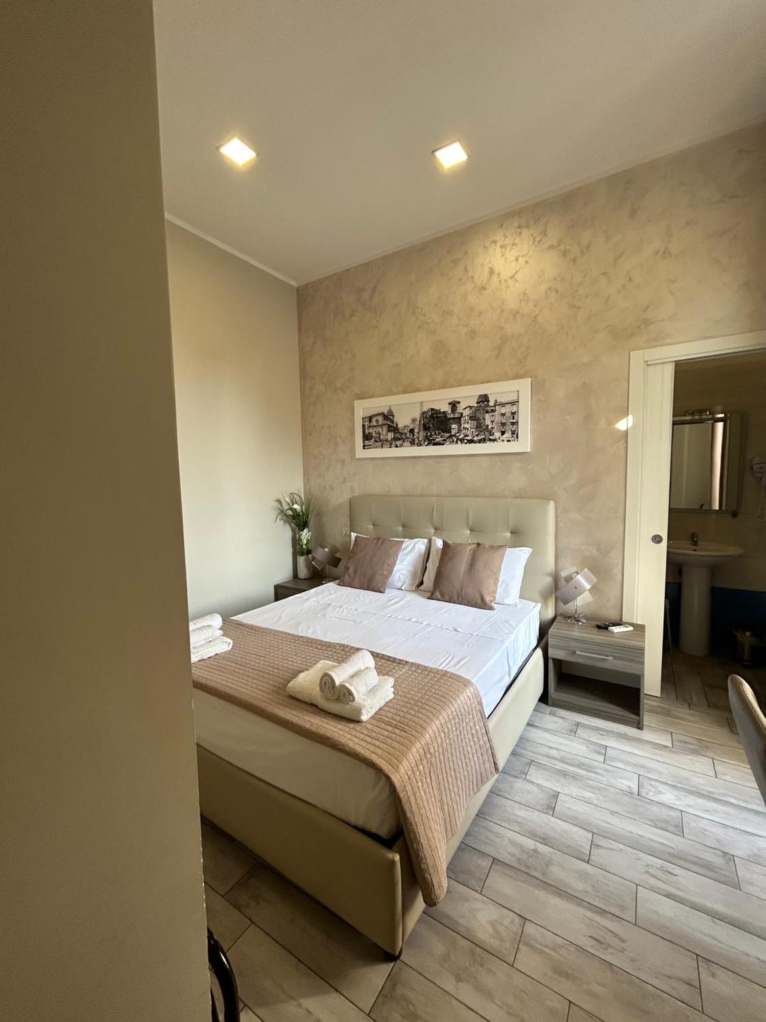 B&B Napoli Centrale N 74 ภายนอก รูปภาพ